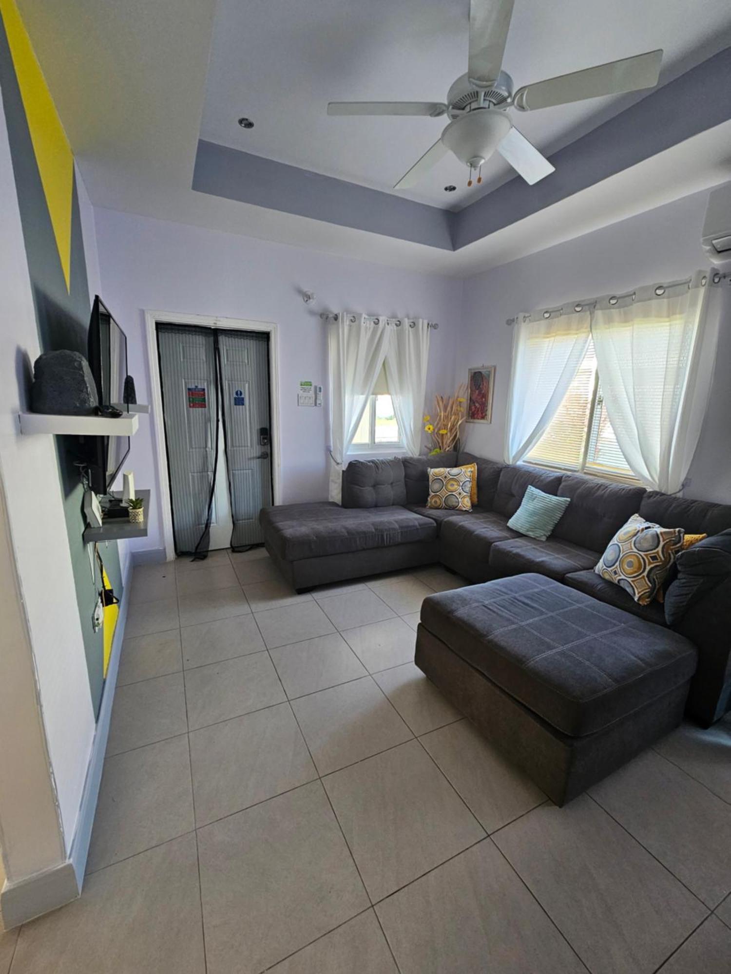 Summer Breeze Villa Lucea Dış mekan fotoğraf